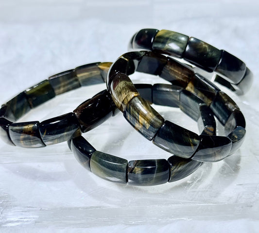 HQ Blue Tiger’s Eye Bangle